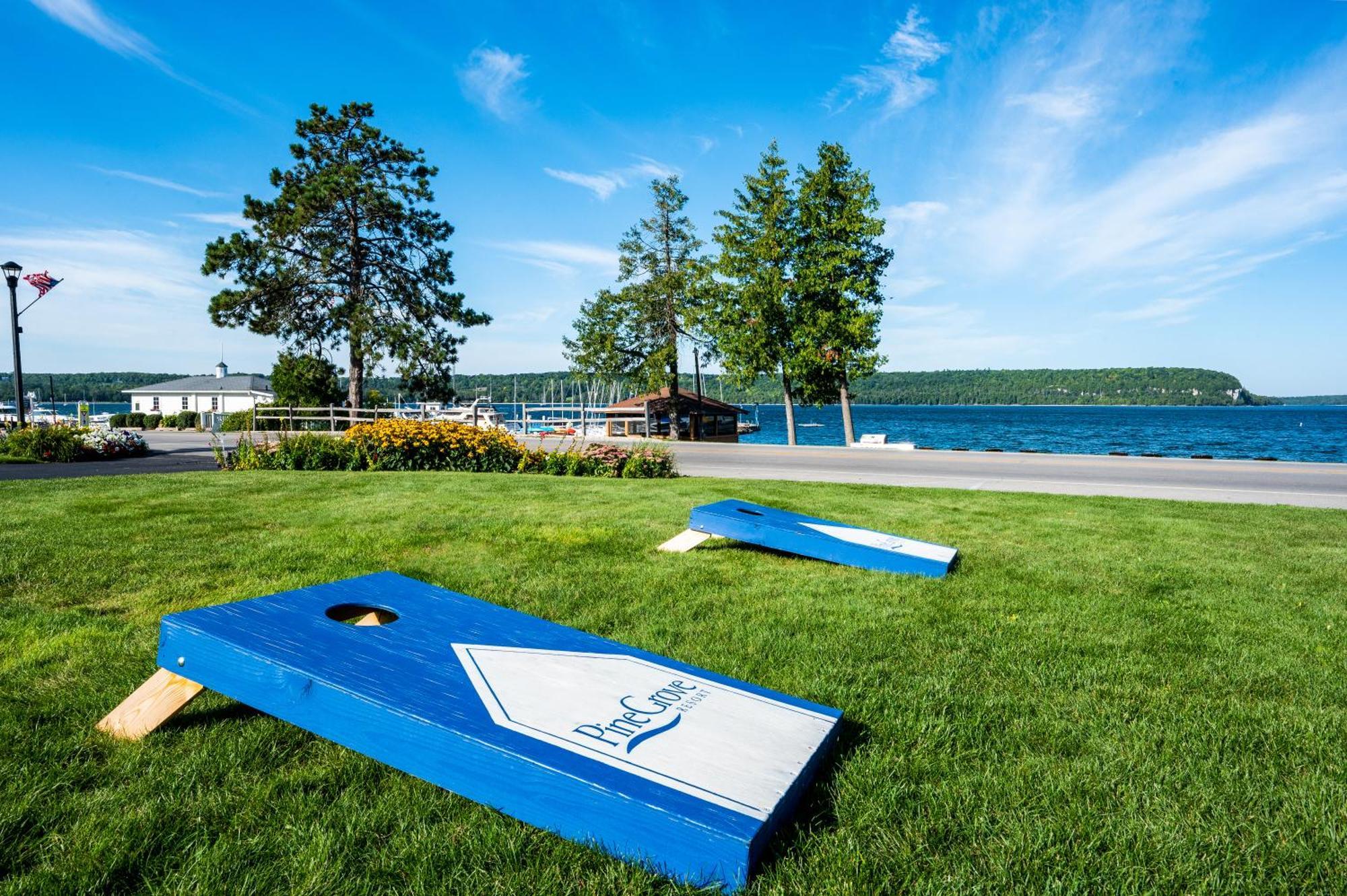 Pine Grove Resort Ephraim Exterior photo
