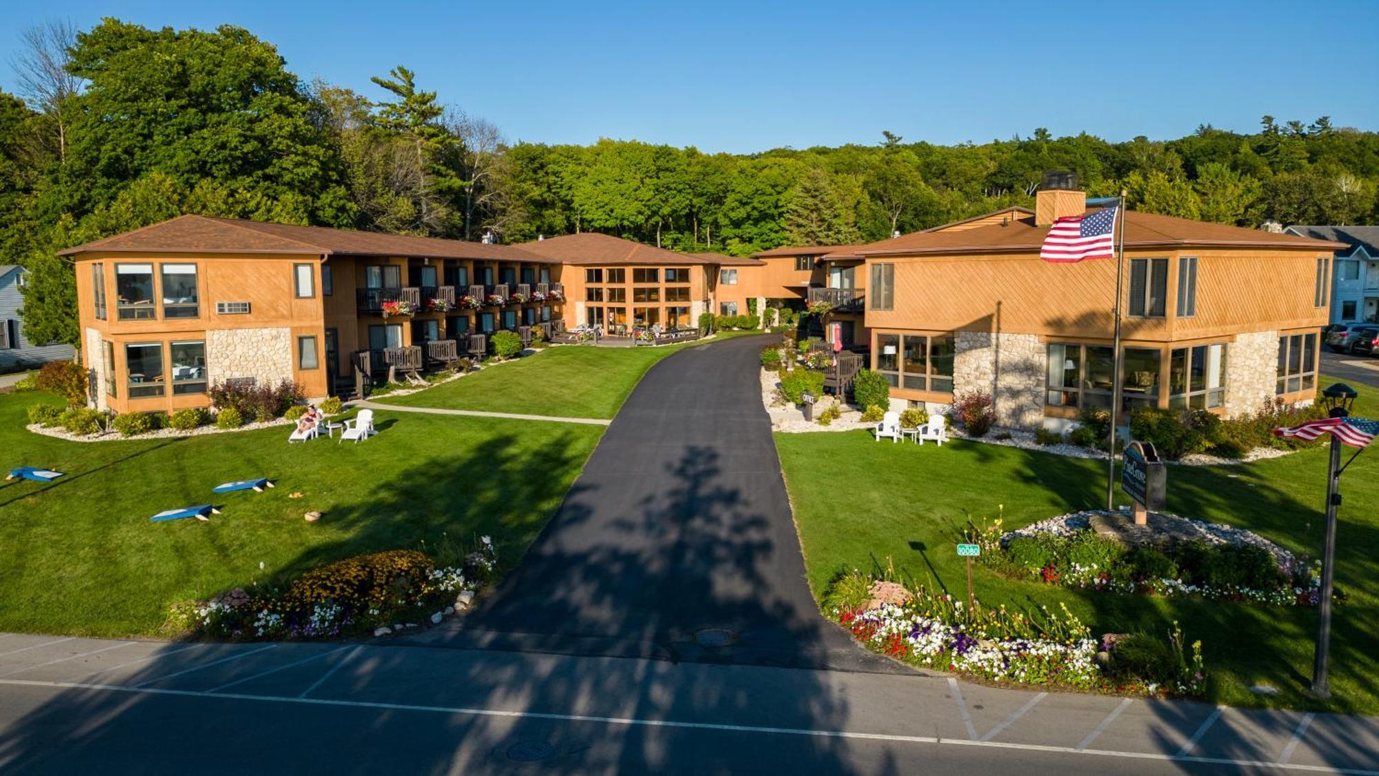 Pine Grove Resort Ephraim Exterior photo